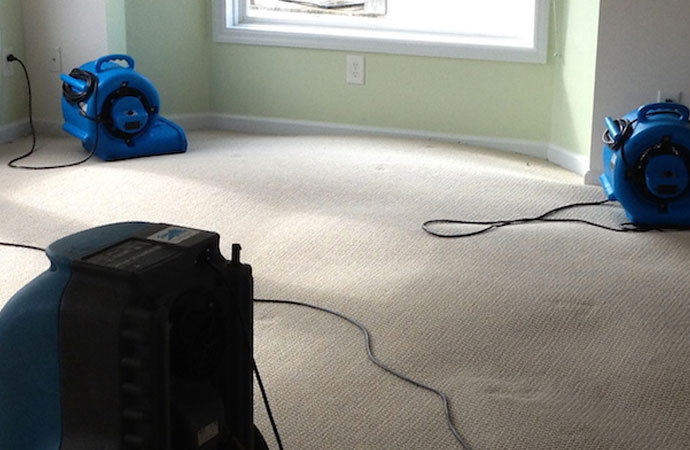 What to do while waiting for your Water damage remediation professionals - Hydro Clean